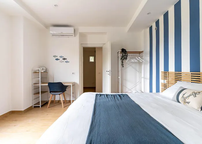 Chic Retreat - View - Self Checkin 3* Como