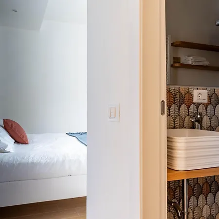 Chic Retreat - View - Self Checkin